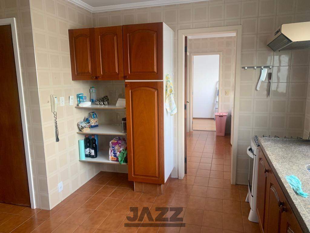 Apartamento à venda com 4 quartos, 190m² - Foto 7