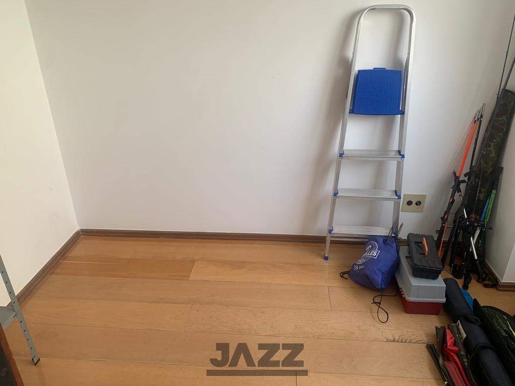 Apartamento à venda com 4 quartos, 190m² - Foto 19