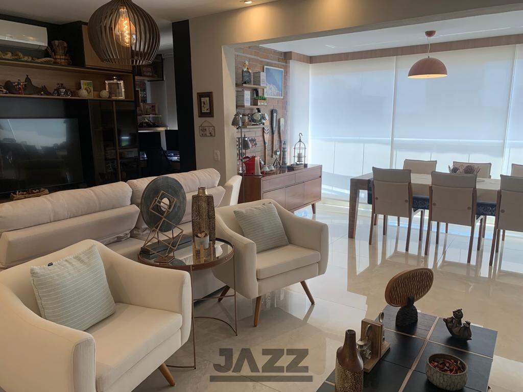 Apartamento à venda com 3 quartos, 181m² - Foto 1