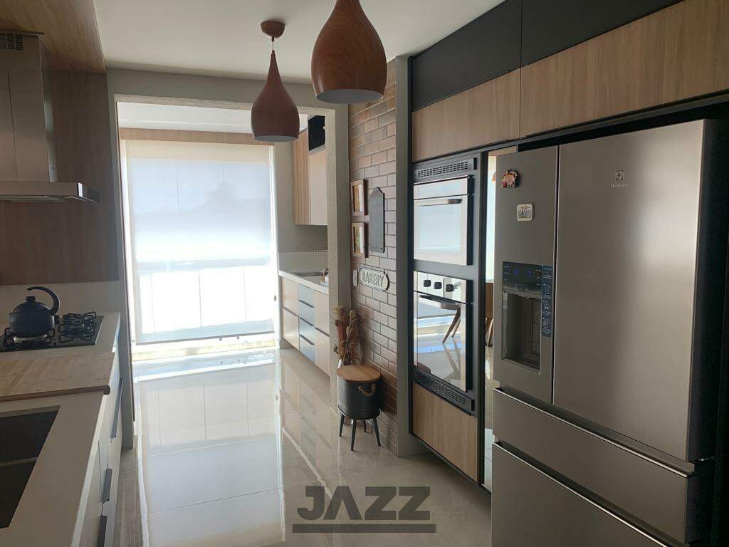 Apartamento à venda com 3 quartos, 181m² - Foto 8