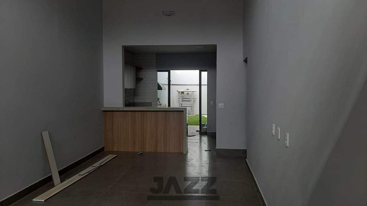 Casa à venda com 3 quartos, 141m² - Foto 2