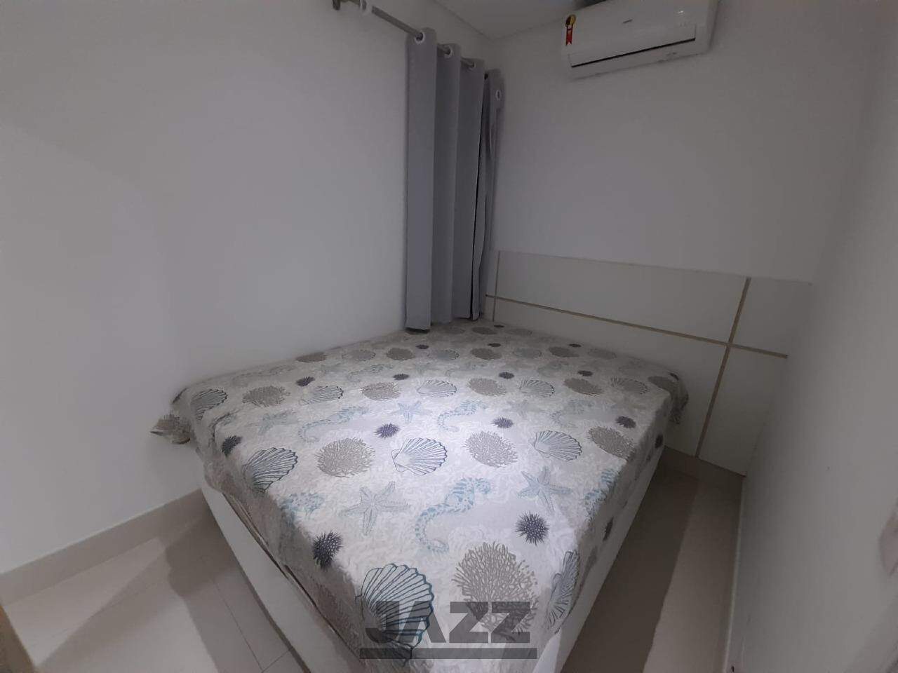 Apartamento à venda com 4 quartos, 140m² - Foto 18