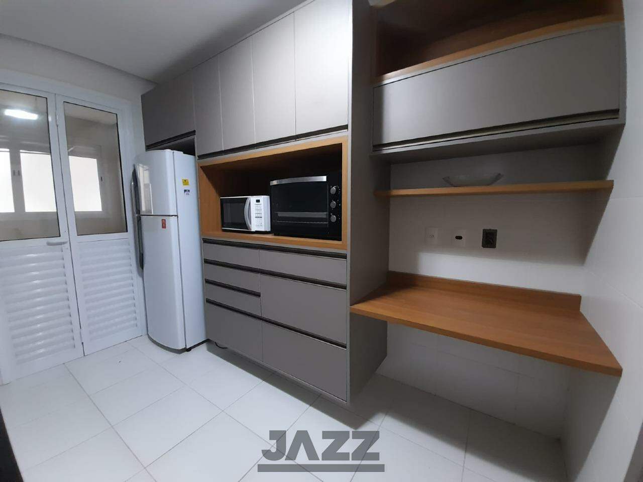 Apartamento à venda com 4 quartos, 140m² - Foto 9