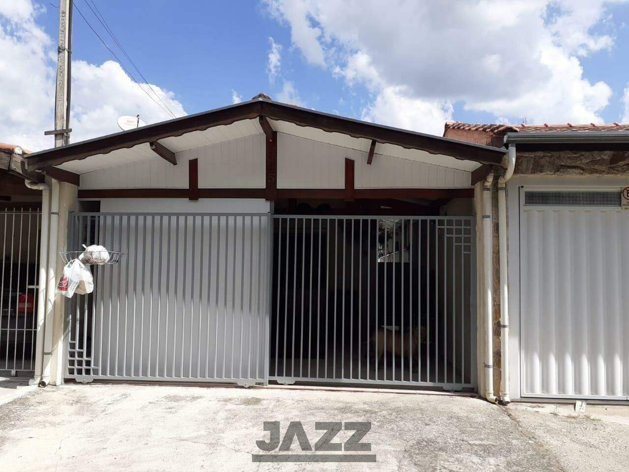 Casa à venda com 3 quartos, 100m² - Foto 2