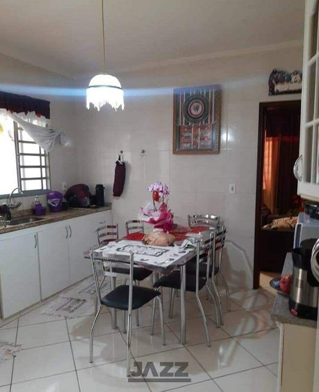 Casa à venda com 3 quartos, 100m² - Foto 5