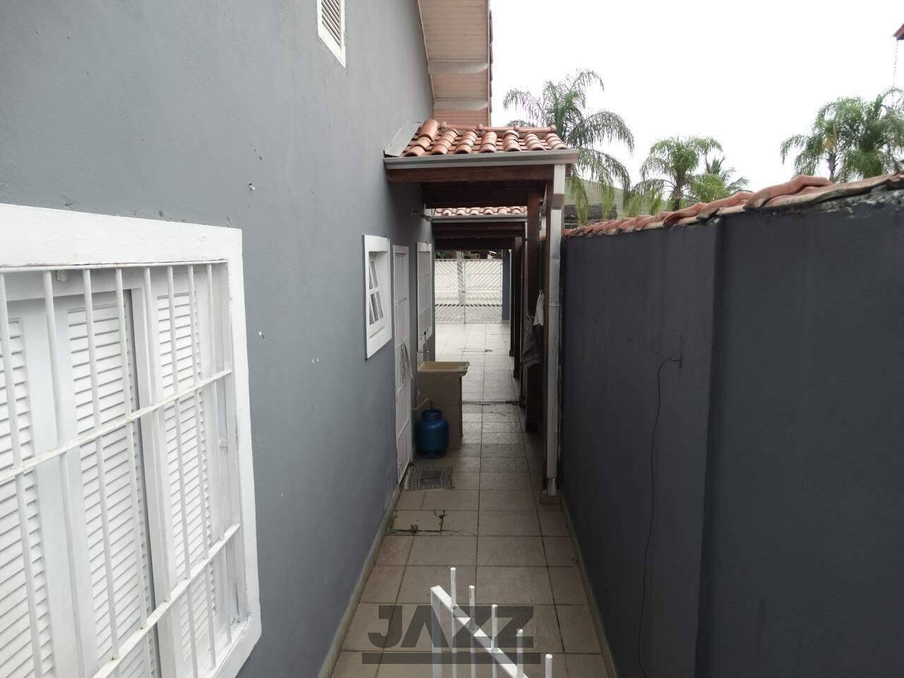 Casa à venda com 3 quartos, 150m² - Foto 17