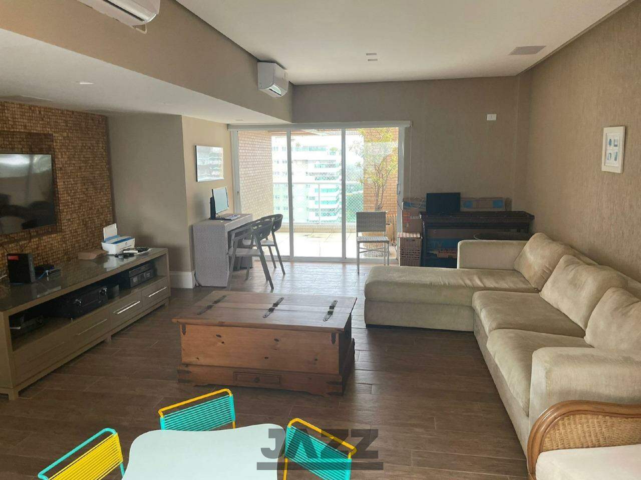 Apartamento à venda com 4 quartos, 314m² - Foto 2