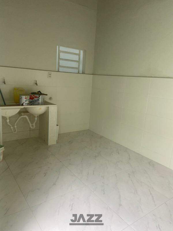 Casa à venda com 2 quartos, 100m² - Foto 22