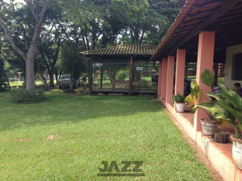 Fazenda à venda com 4 quartos, 600m² - Foto 35