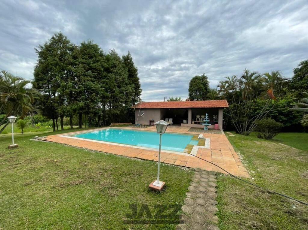 Fazenda à venda com 4 quartos, 600m² - Foto 2