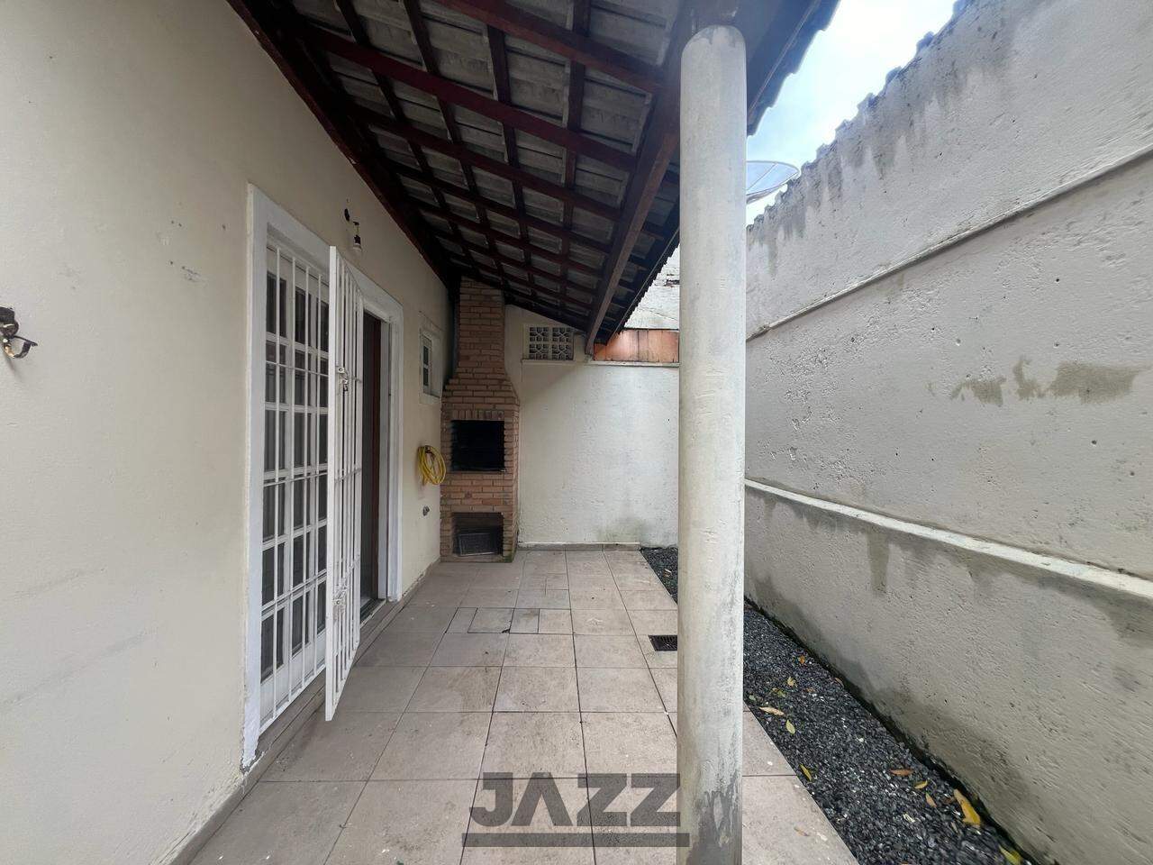 Casa à venda com 2 quartos, 71m² - Foto 27