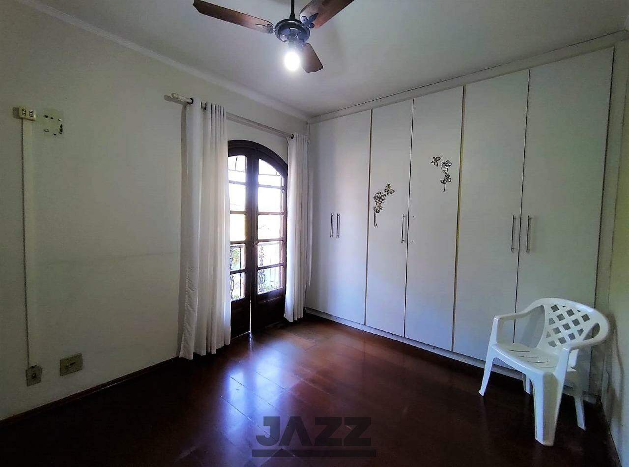 Casa à venda com 3 quartos, 211m² - Foto 15