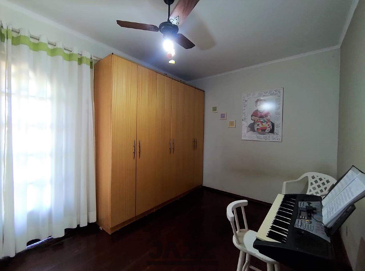 Casa à venda com 3 quartos, 211m² - Foto 19