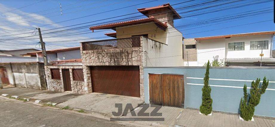 Casa à venda com 6 quartos, 206m² - Foto 5