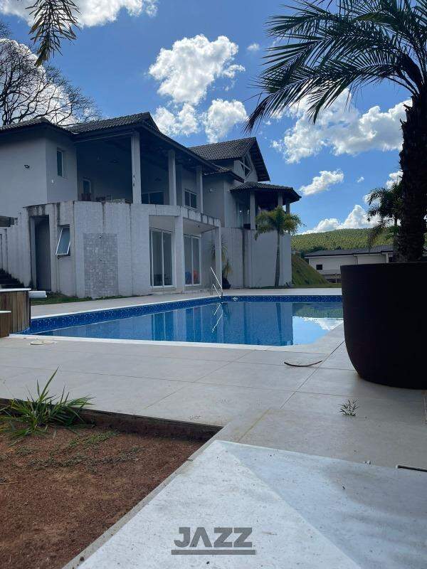 Casa de Condomínio à venda com 4 quartos, 390m² - Foto 47