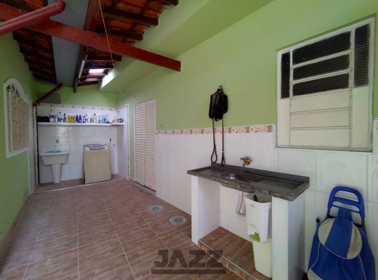 Casa à venda com 4 quartos, 175m² - Foto 25