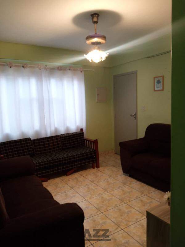 Apartamento à venda com 1 quarto, 50m² - Foto 2