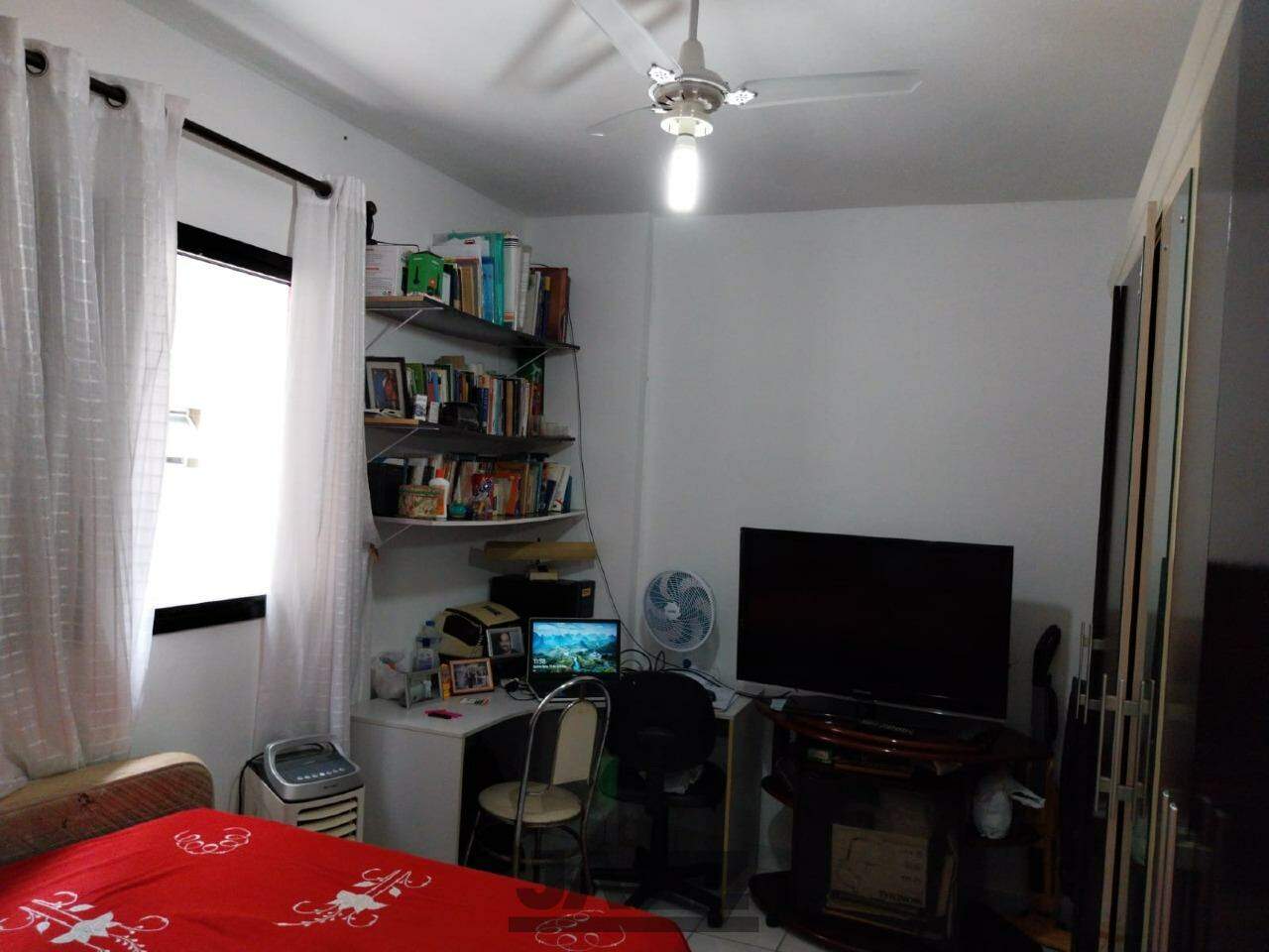 Apartamento à venda com 1 quarto, 50m² - Foto 9