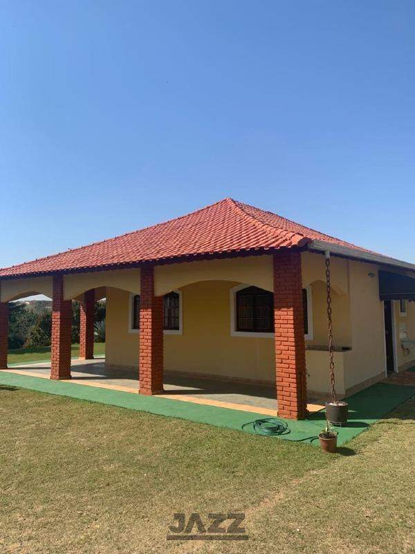 Fazenda à venda com 3 quartos, 154m² - Foto 2