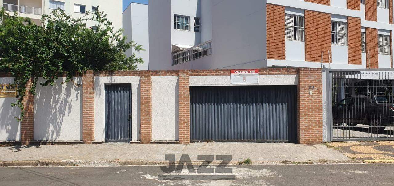 Casa à venda com 3 quartos, 108m² - Foto 1