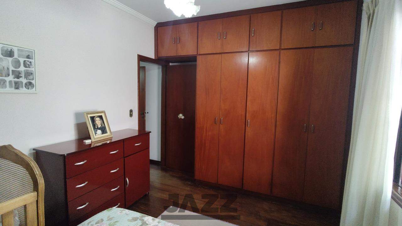 Casa à venda com 5 quartos, 300m² - Foto 19