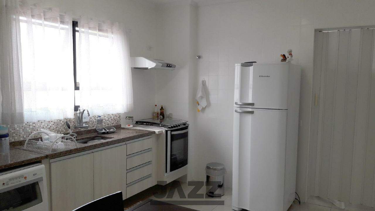 Apartamento à venda com 3 quartos, 94m² - Foto 5