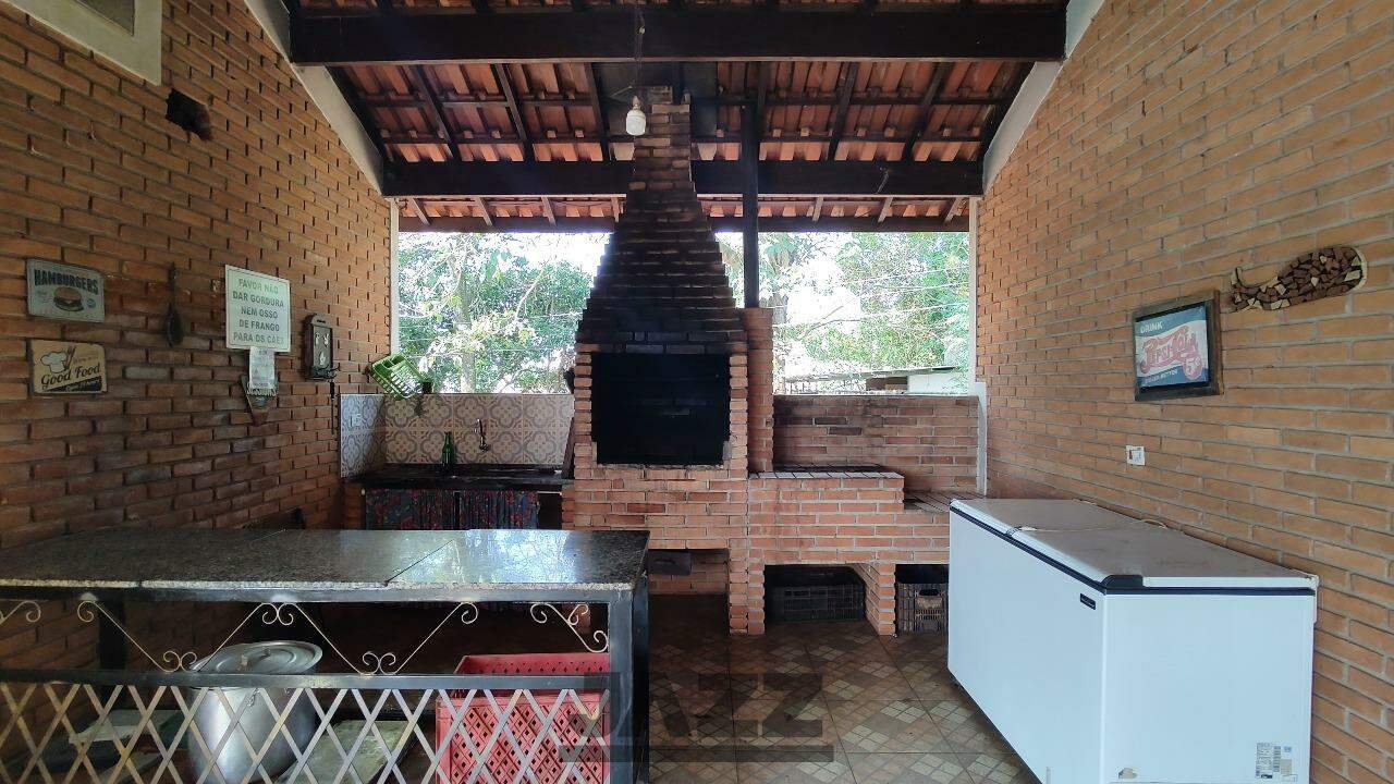 Fazenda à venda com 6 quartos, 650m² - Foto 9