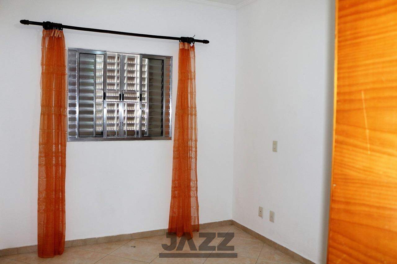 Casa à venda com 3 quartos, 220m² - Foto 10