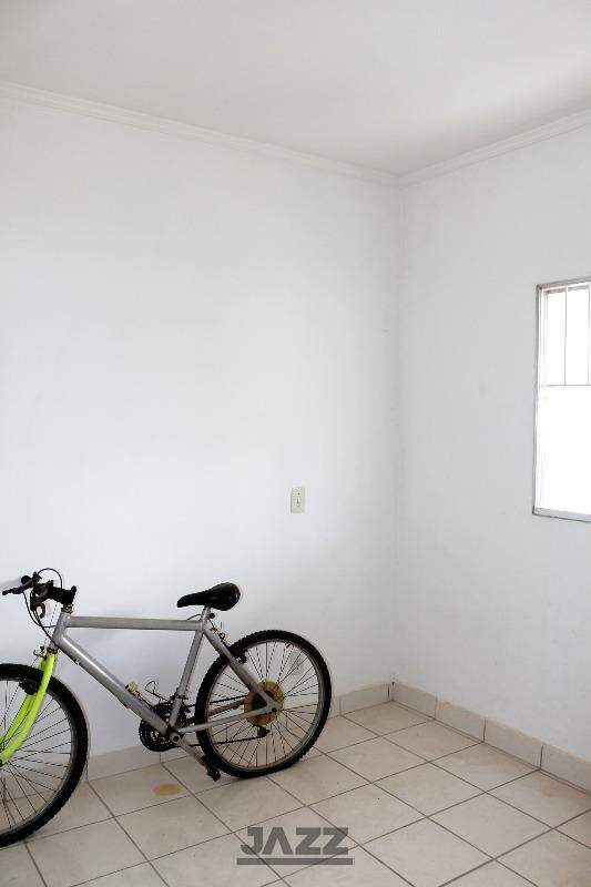 Casa à venda com 3 quartos, 220m² - Foto 13