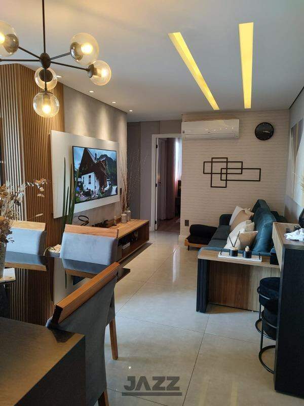 Apartamento à venda com 2 quartos, 57m² - Foto 1