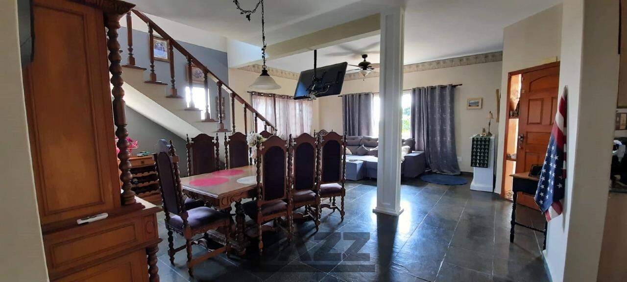 Fazenda à venda com 5 quartos, 324m² - Foto 3