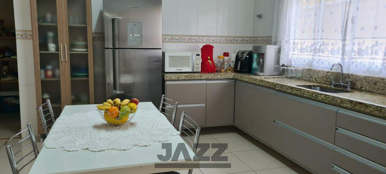 Casa à venda com 3 quartos, 173m² - Foto 19