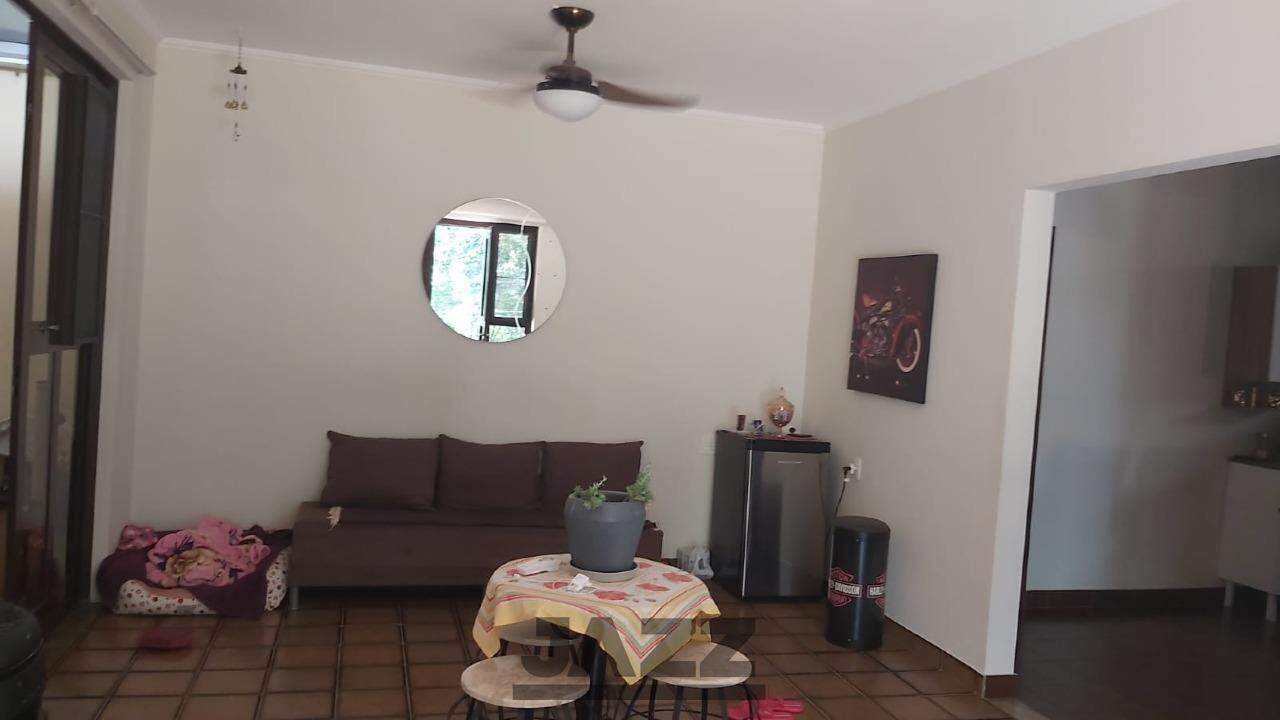 Casa à venda com 3 quartos, 198m² - Foto 14