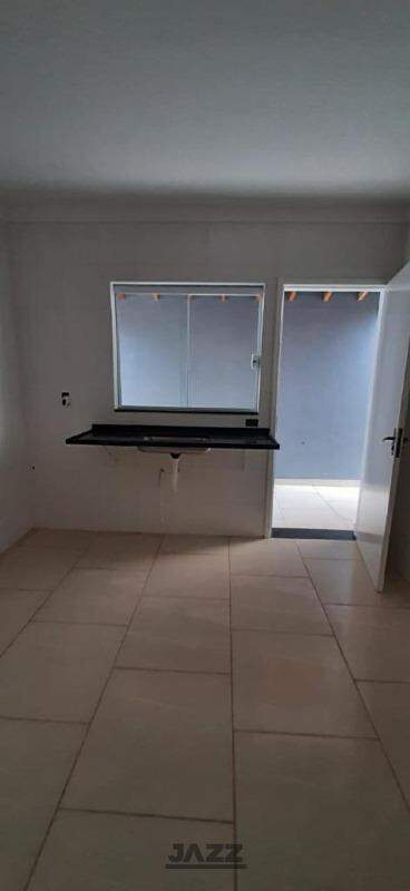 Casa à venda com 3 quartos, 85m² - Foto 5