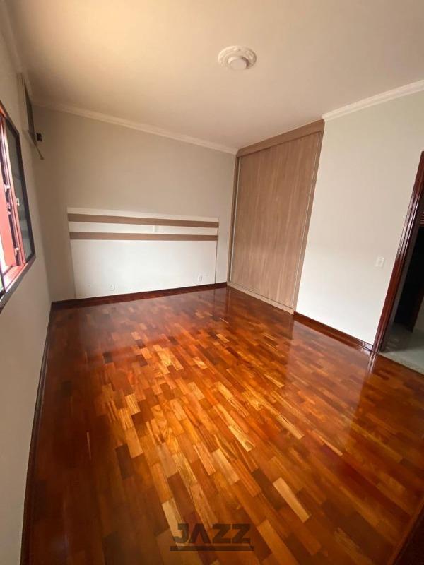 Casa à venda com 3 quartos, 200m² - Foto 12