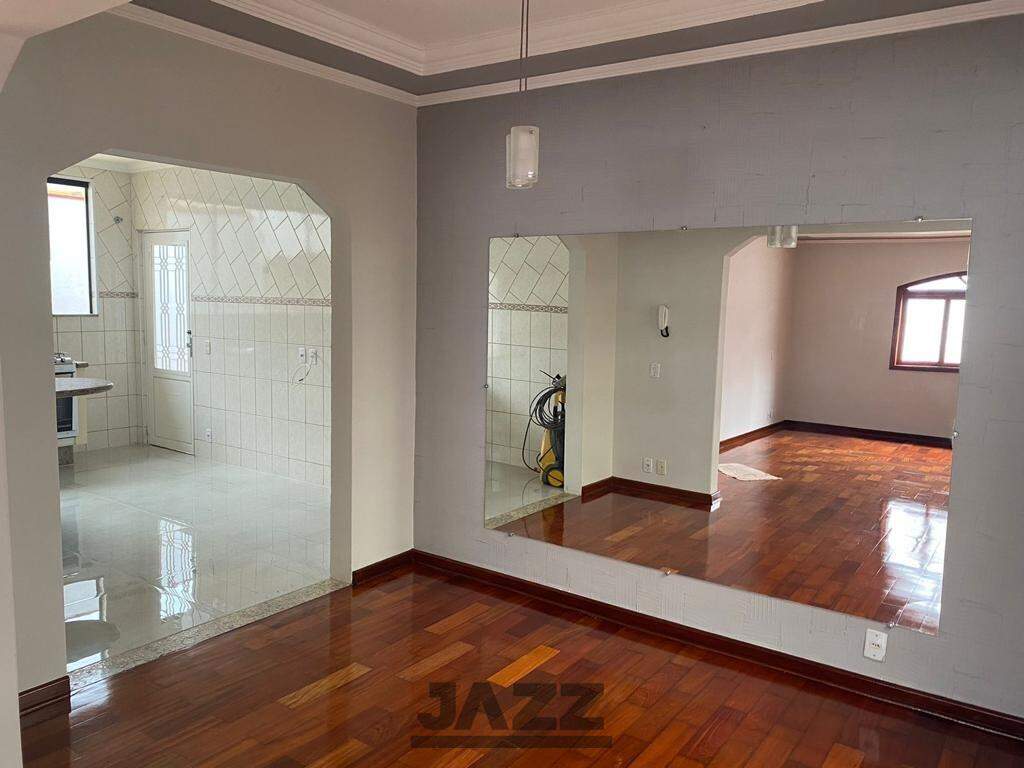 Casa à venda com 3 quartos, 200m² - Foto 8