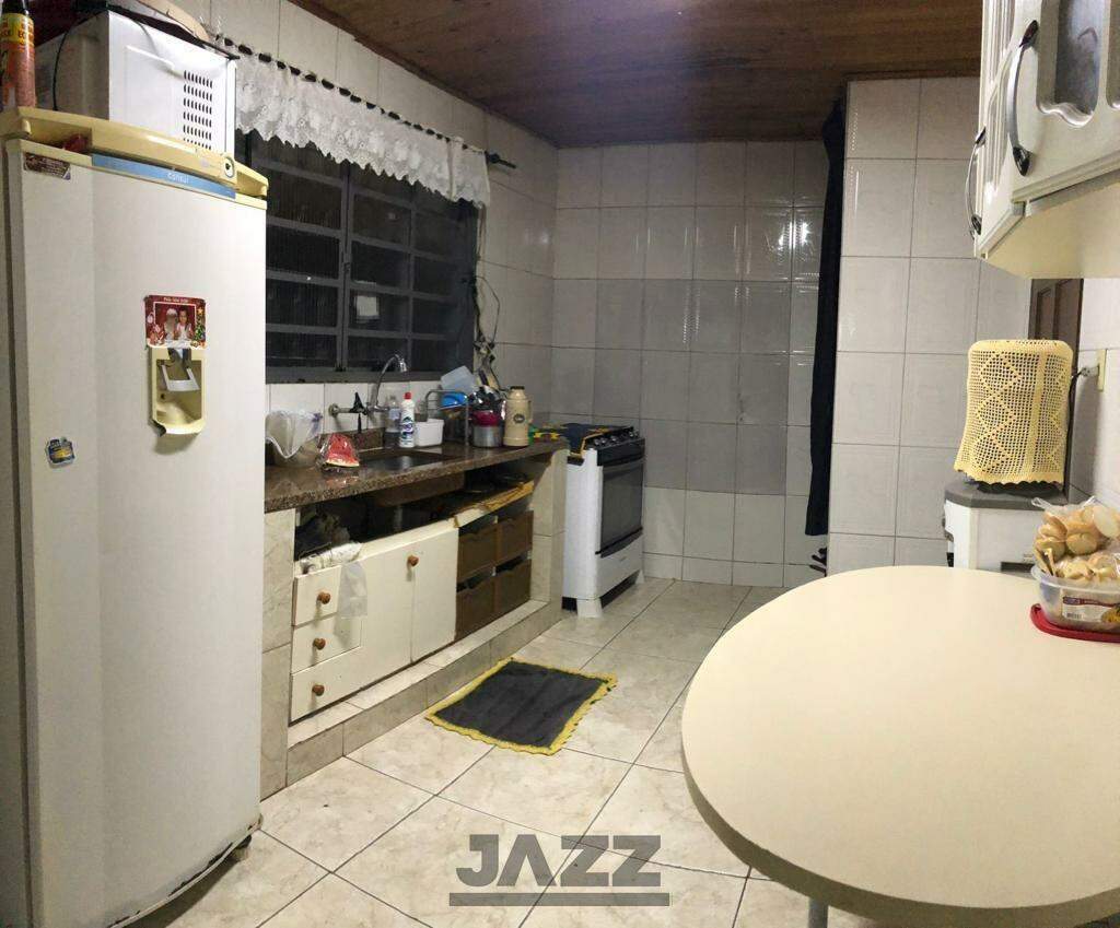 Casa à venda com 5 quartos, 160m² - Foto 14