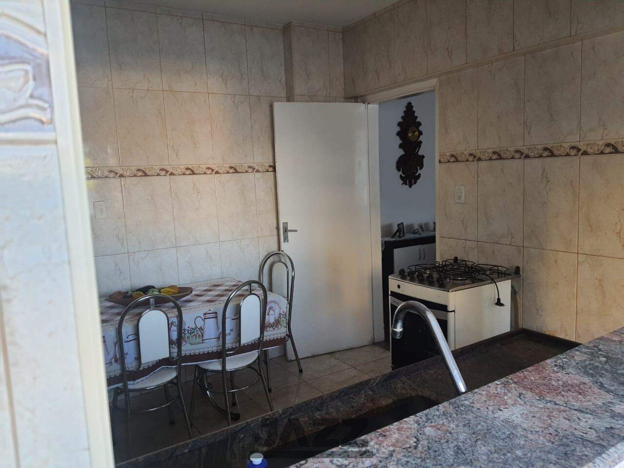 Apartamento à venda com 3 quartos, 115m² - Foto 6