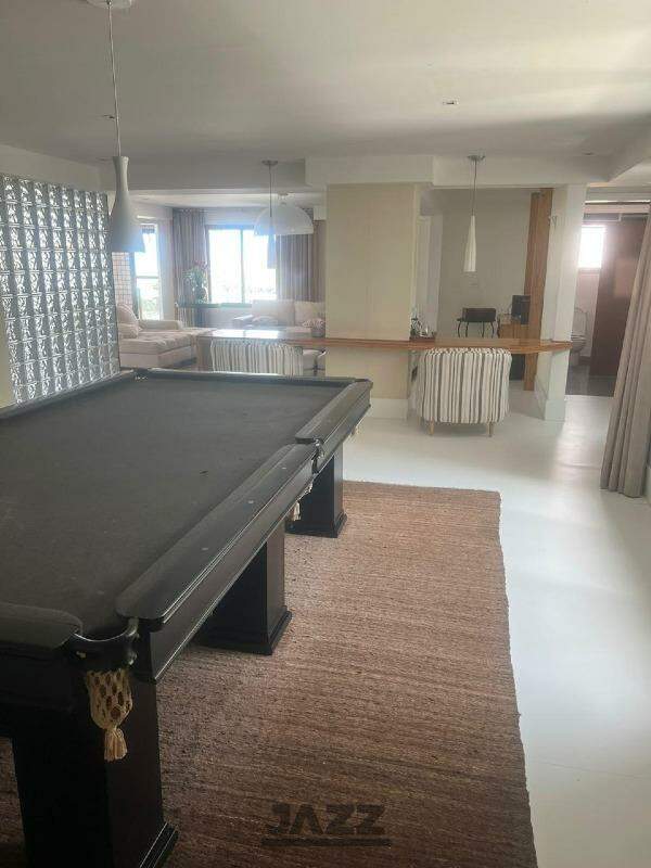 Apartamento à venda com 5 quartos, 235m² - Foto 24