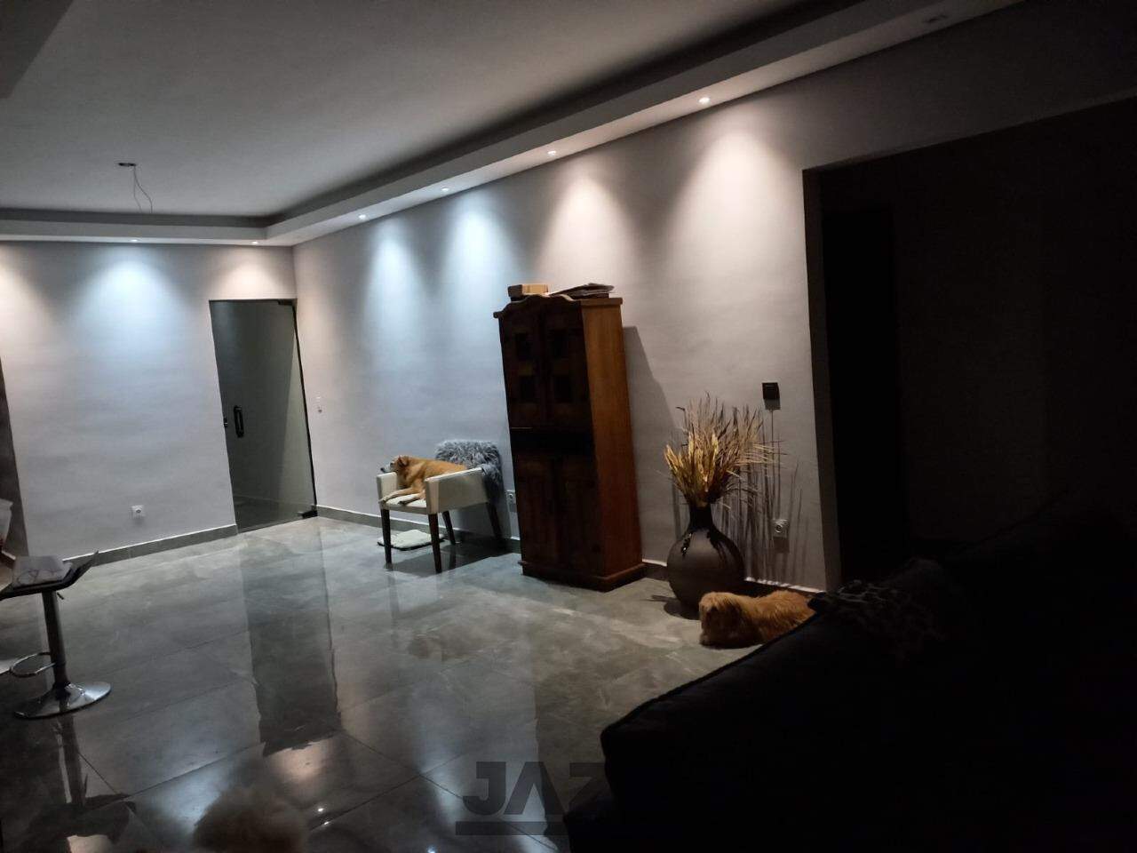 Casa de Condomínio à venda com 3 quartos, 236m² - Foto 2