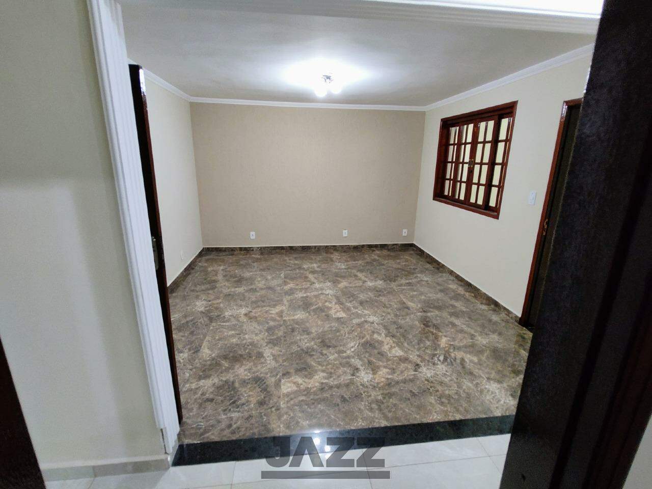 Casa à venda com 4 quartos, 190m² - Foto 9