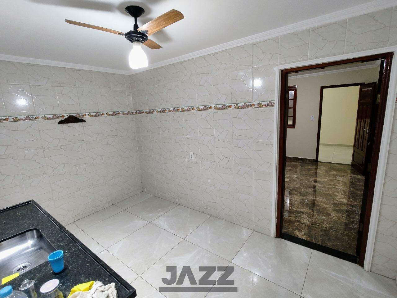 Casa à venda com 4 quartos, 190m² - Foto 12