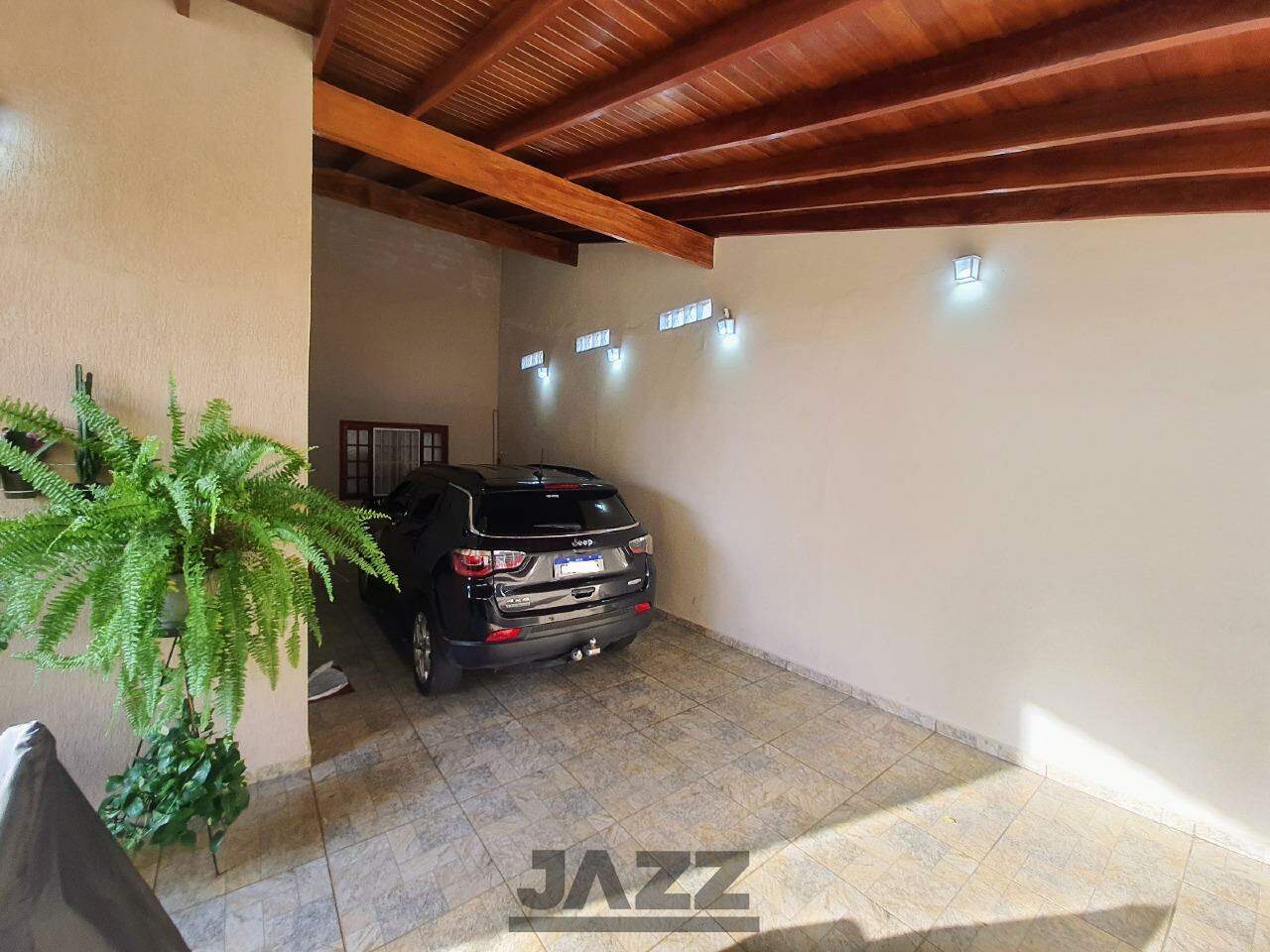 Casa à venda com 4 quartos, 190m² - Foto 4