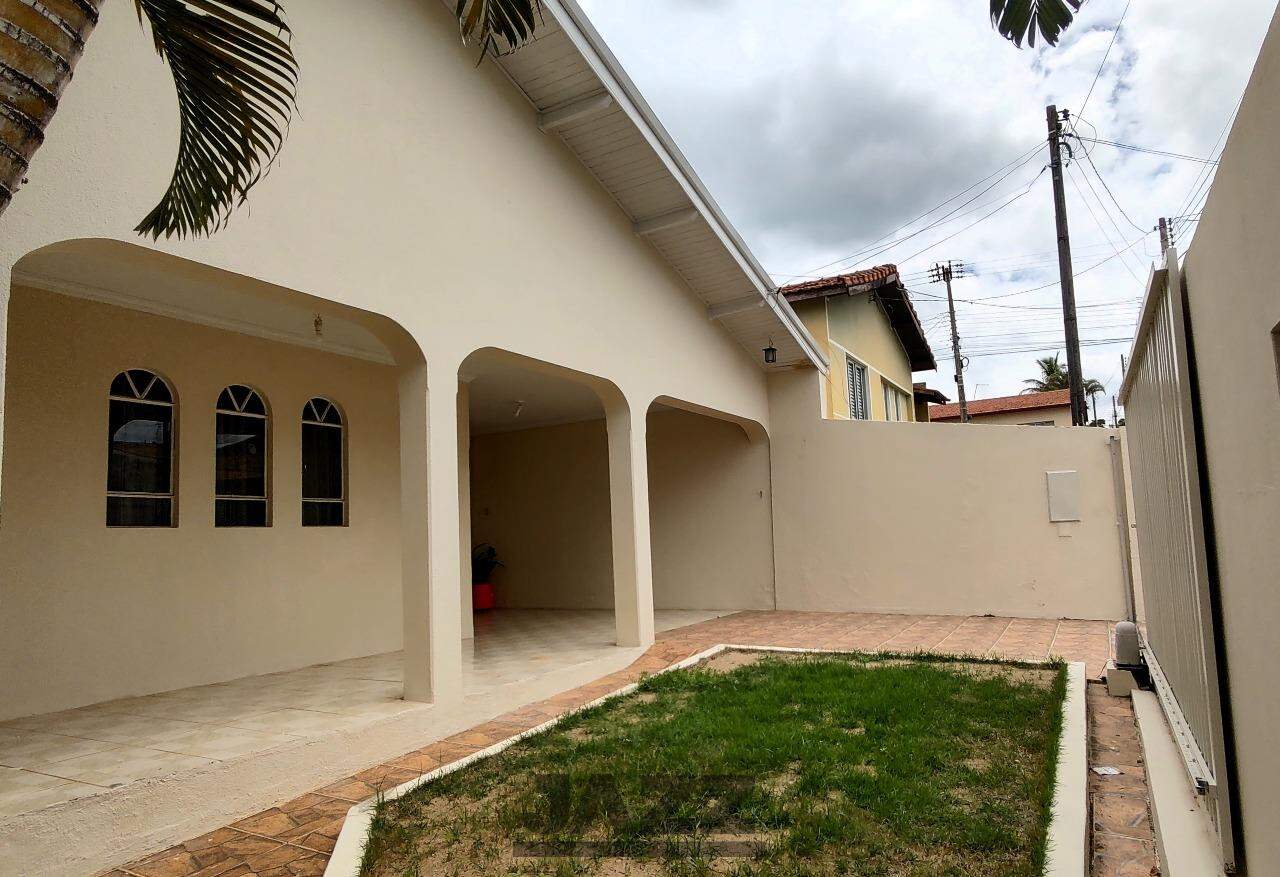 Casa à venda com 3 quartos, 200m² - Foto 6