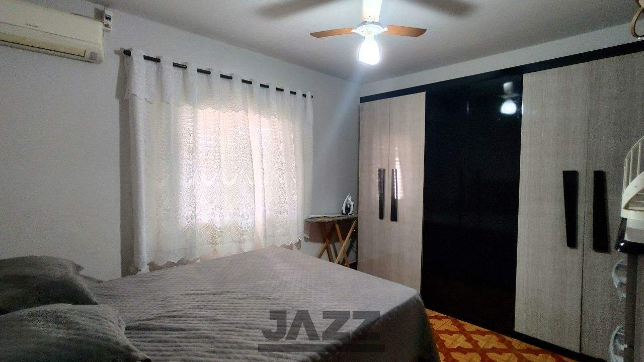 Casa à venda com 3 quartos, 200m² - Foto 10