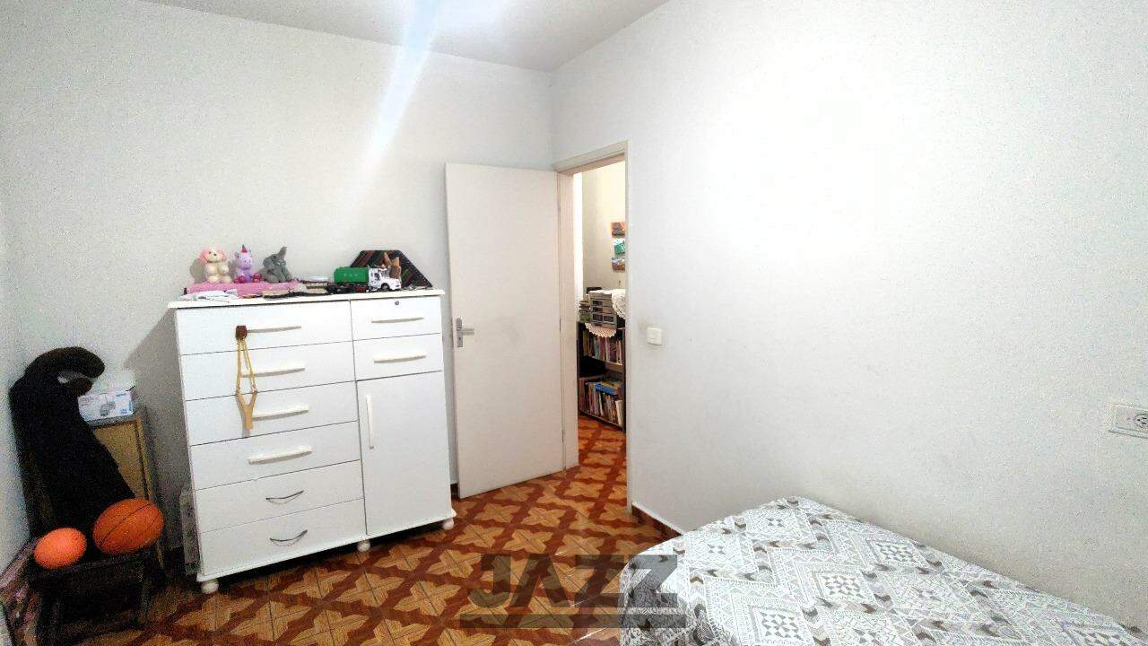 Casa à venda com 3 quartos, 200m² - Foto 17