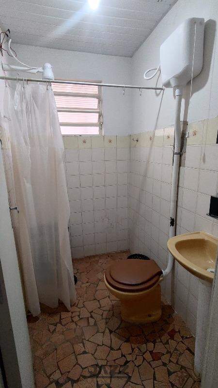 Casa à venda com 3 quartos, 200m² - Foto 24