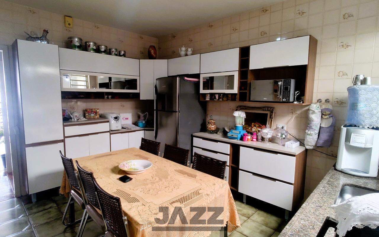 Casa à venda com 3 quartos, 200m² - Foto 19