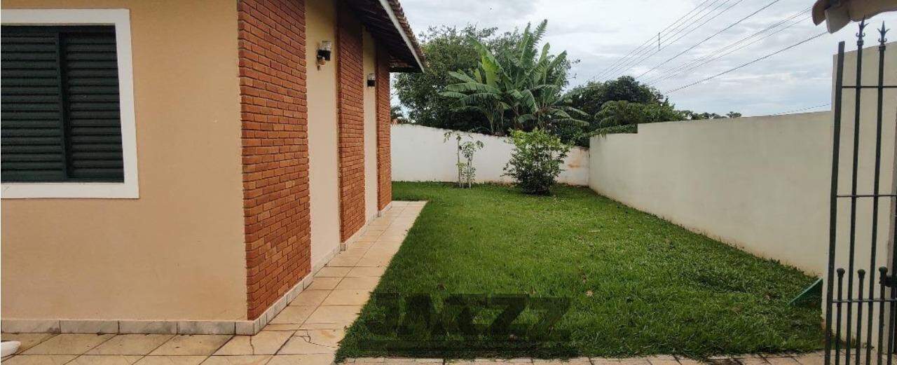 Fazenda à venda com 3 quartos, 181m² - Foto 2