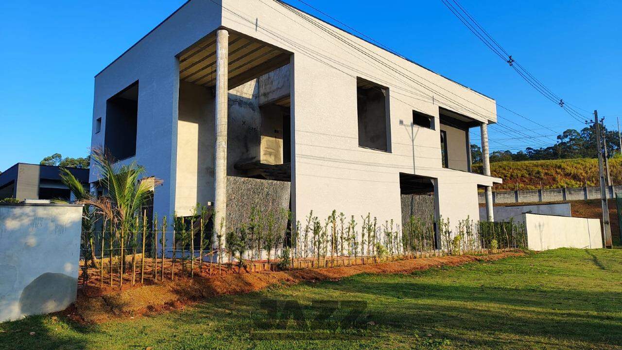 Casa de Condomínio à venda com 4 quartos, 348m² - Foto 1